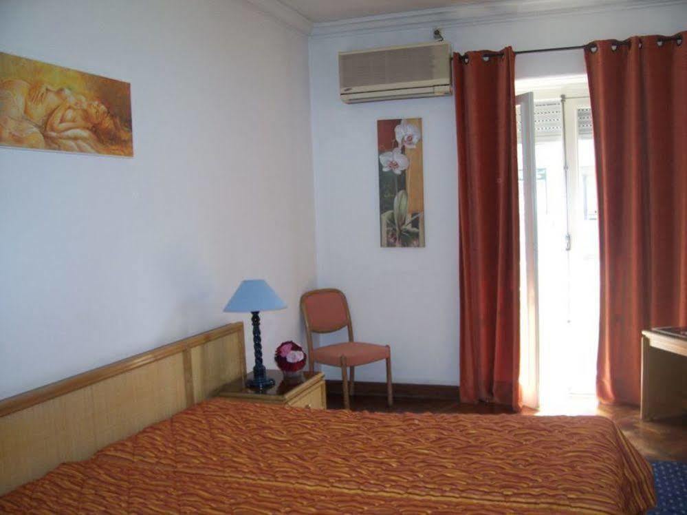 Hotel Residencial Caravela Lisbon Luaran gambar