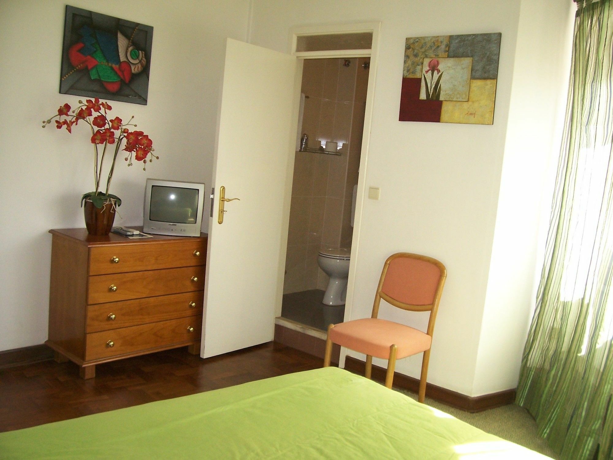 Hotel Residencial Caravela Lisbon Luaran gambar